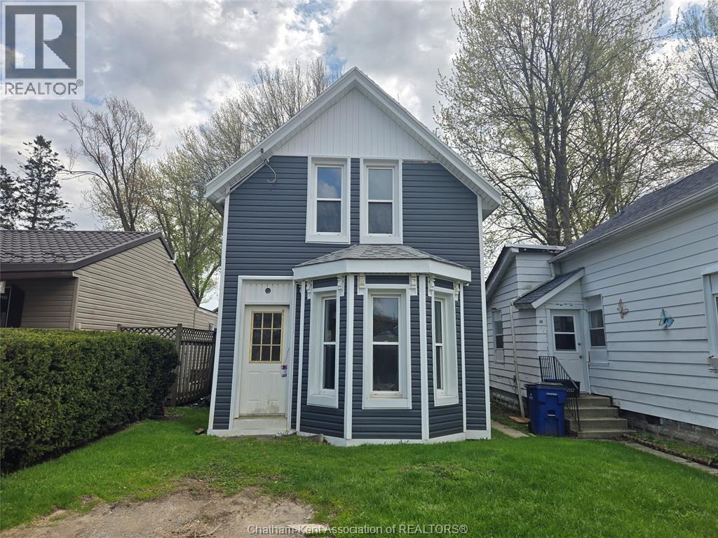 Single Family — 42 Kirk Street, Chatham, Ontario