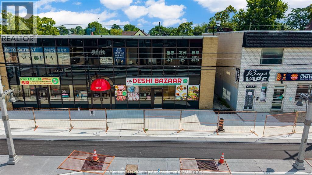 Business at 1015 University Avenue, Windsor — photograph 2