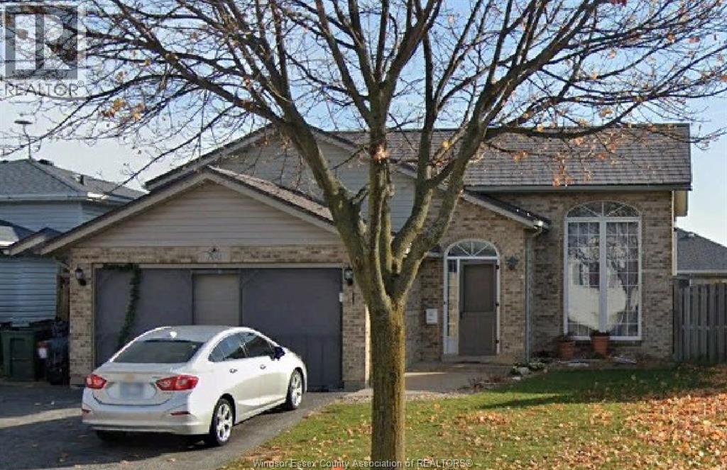 760 Richmond Street, Amherstburg — primary photograph