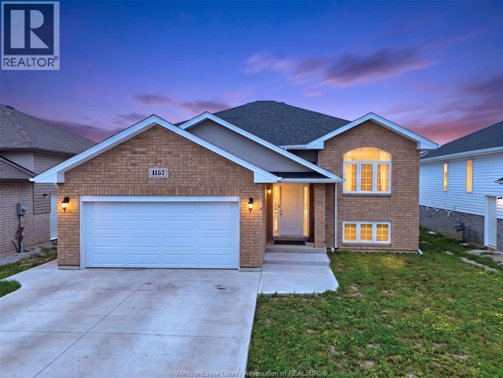 1157 Aspen Ridge Crescent, Lakeshore — primary photograph