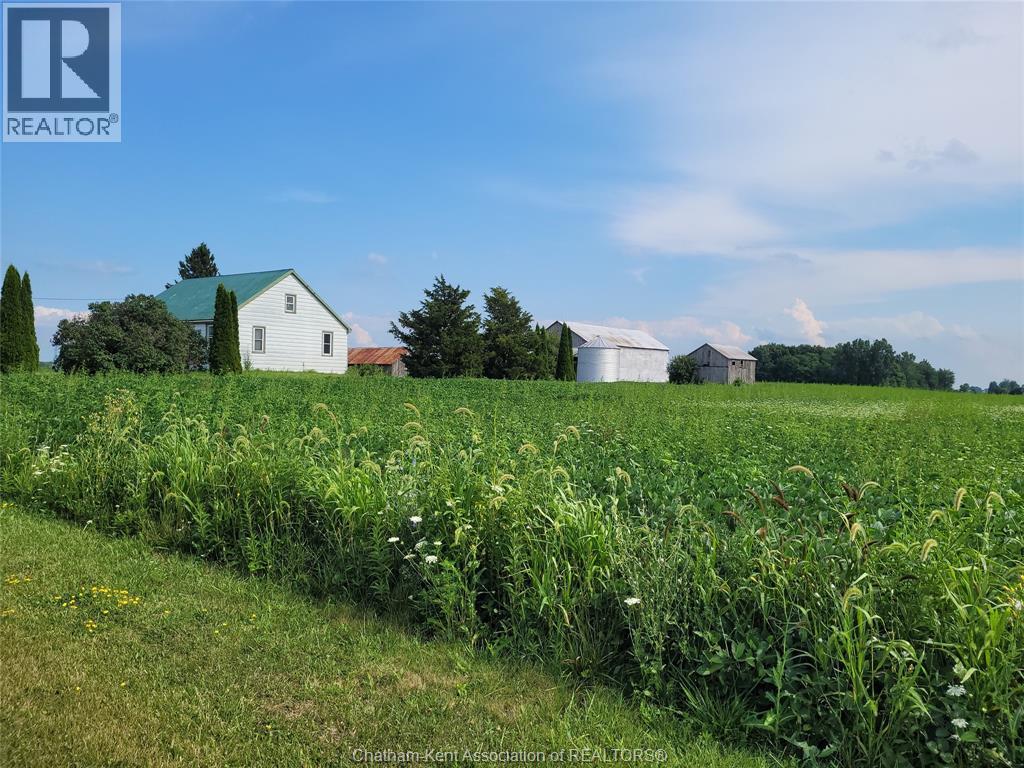 221 Holt Line, St Clair — primary photograph