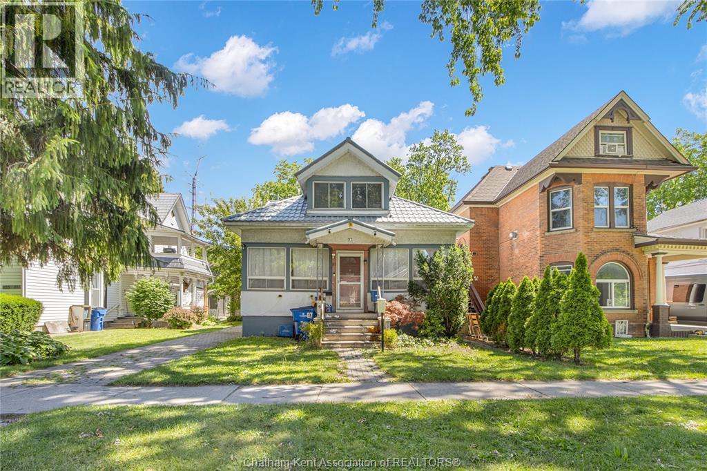 97 Victoria Avenue, Chatham — primary photograph