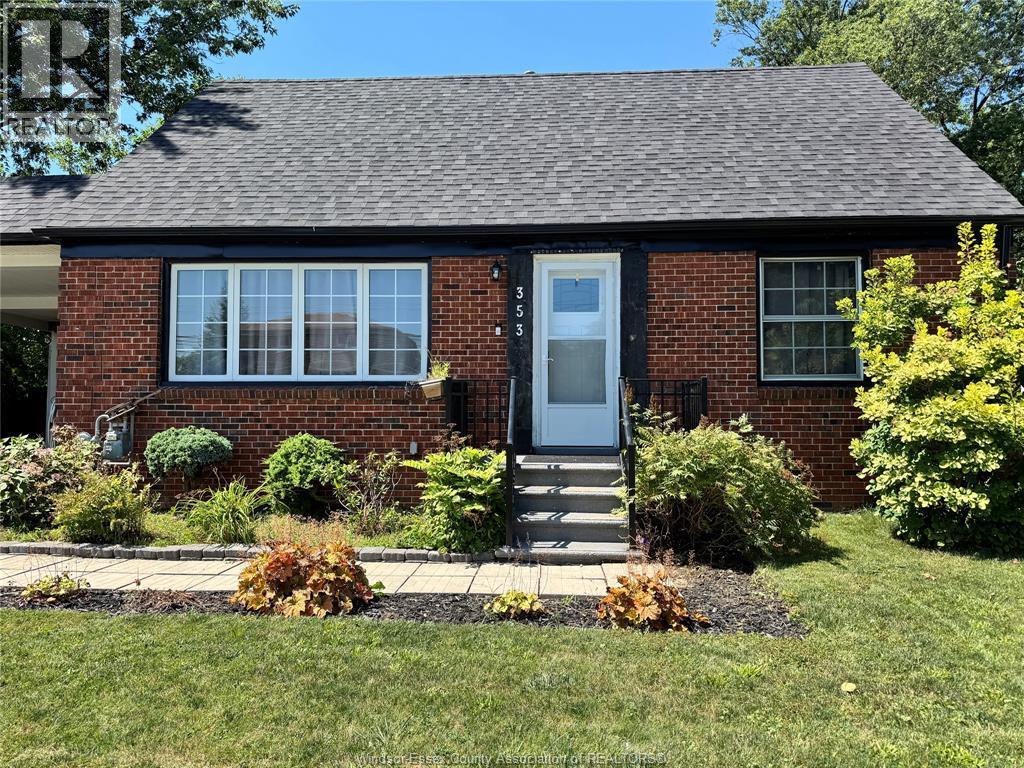 353 Lauzon Road, Windsor — primary photograph