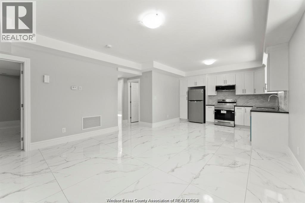 2280 Daytona #C, Windsor — primary photograph