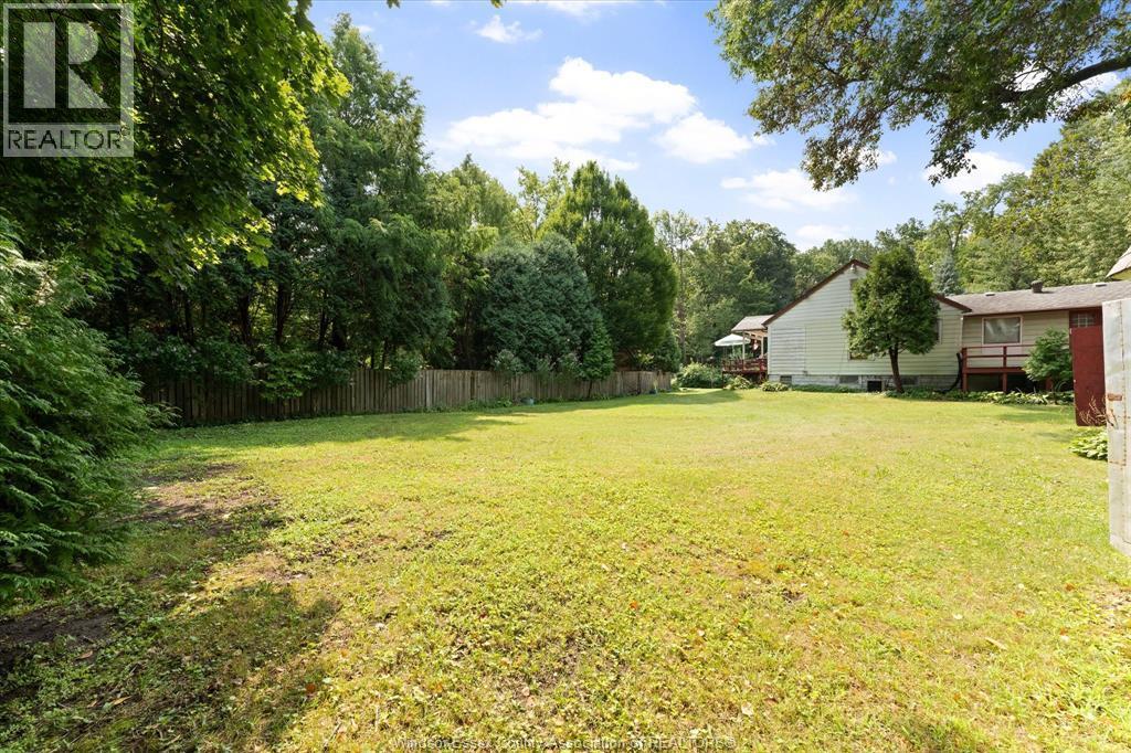 7035 Matchette Road, LaSalle — photograph 3