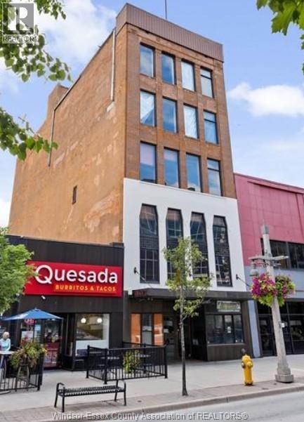 333 Ouellette, Windsor — primary photograph