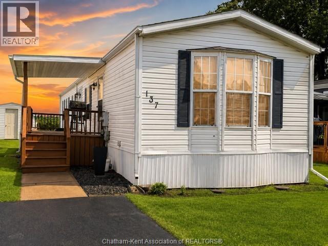 Single Family — 137 Dunkirk Drive, Chatham, Ontario