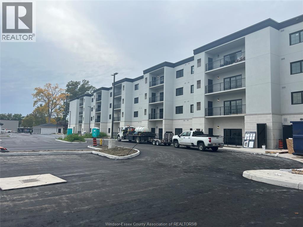3817 Howard Avenue #303, Windsor — photograph 2