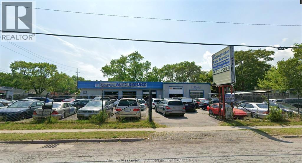 Industrial — 940 Giles, Windsor, Ontario