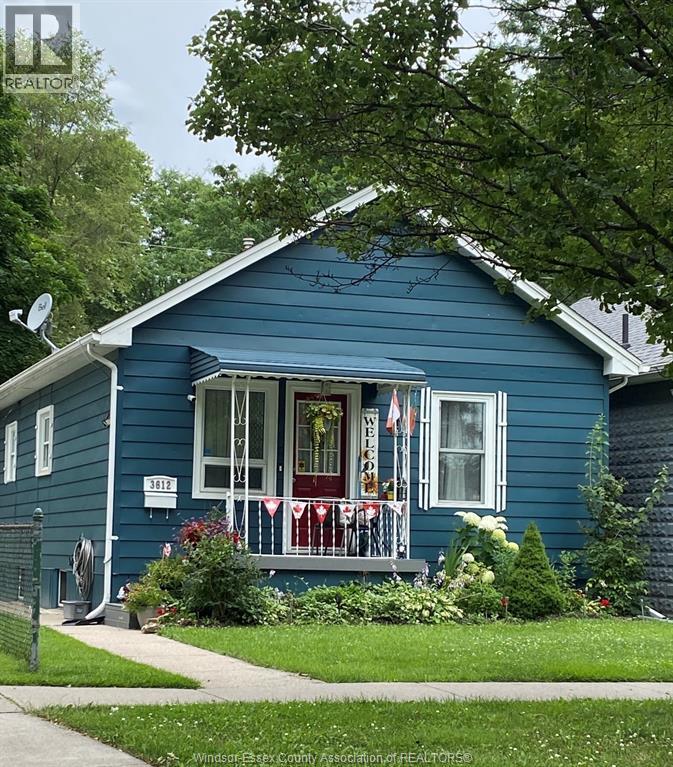Single Family — 3612 King, Windsor, Ontario