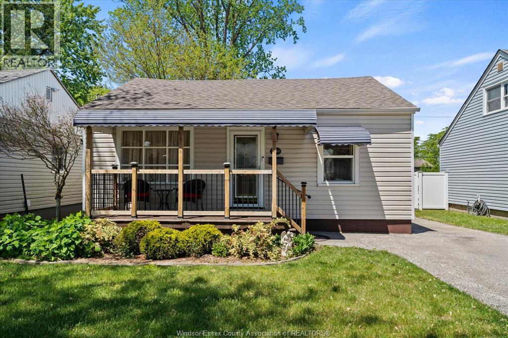 2-bedroom Single Family at 3560 Barrymore Lane, Windsor — photograph 2