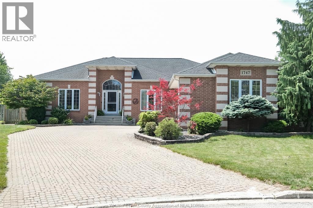 1747 Chornoby Crescent, Tecumseh — primary photograph