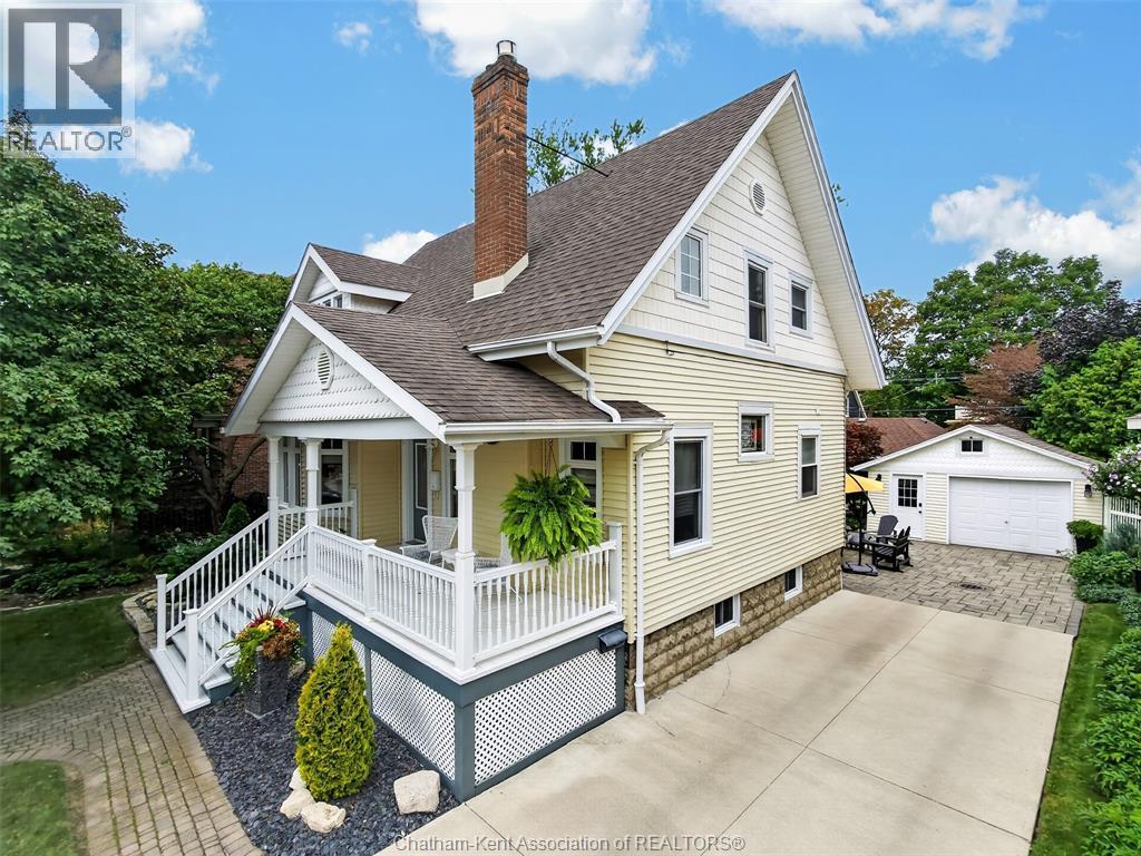 15 Ellwood Avenue, Chatham — photograph 2