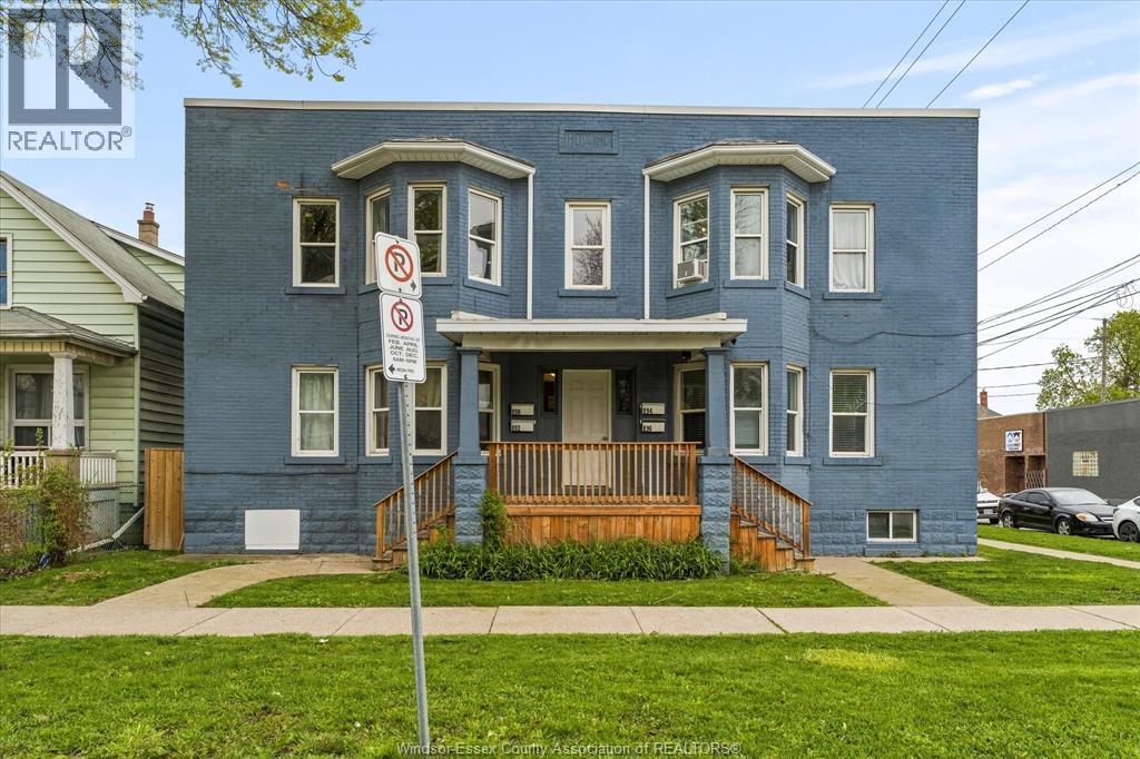 890 Howard Avenue, Windsor — photograph 3