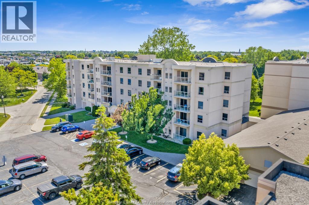 315 Village Grove Drive #505, Tecumseh — photograph 2