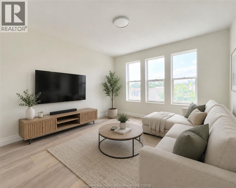 706 Marentette Avenue #1, Windsor — photograph 3