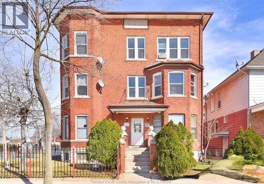 706 Marentette Avenue #4, Windsor — primary photograph