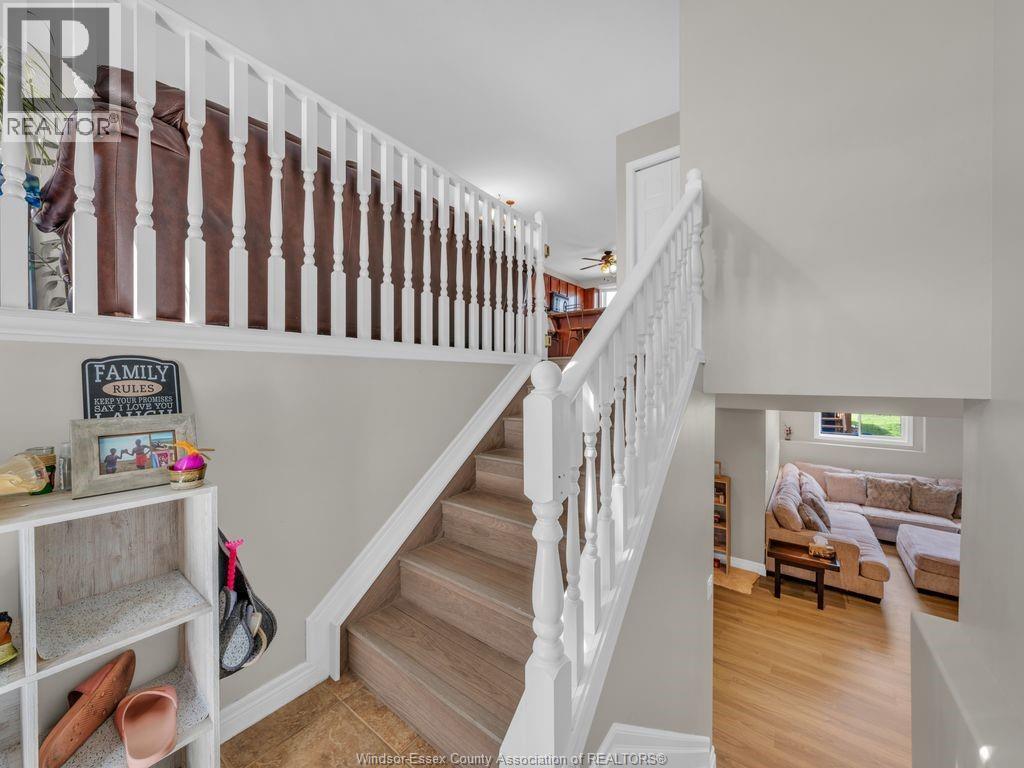2115 Everts, Windsor — photograph 2