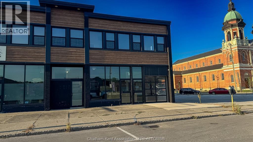 Industrial at 146 Wellington Street #Unit 2&3, Chatham — photograph 2