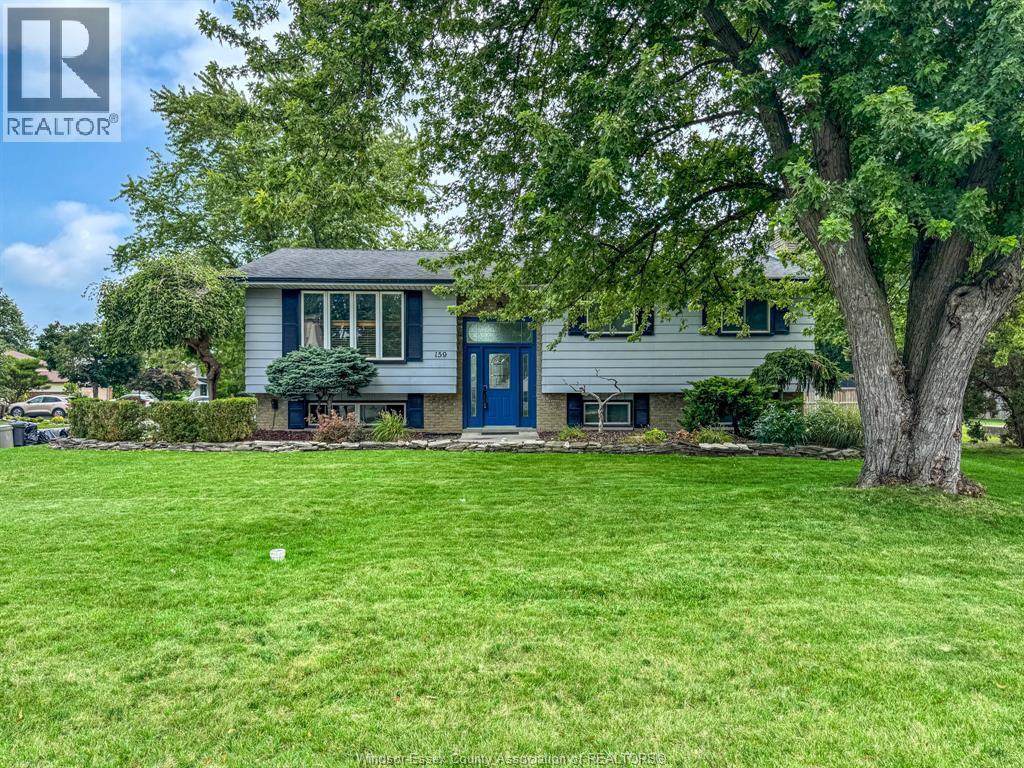 159 Ducharme, Lakeshore — primary photograph