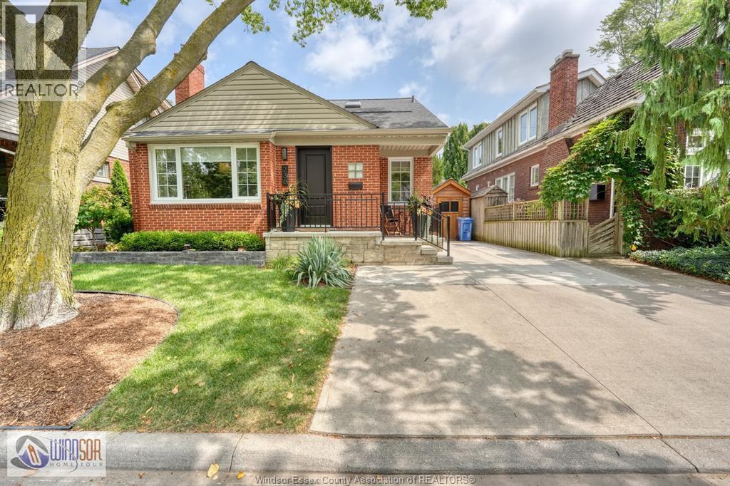 236 Prado, Windsor — primary photograph