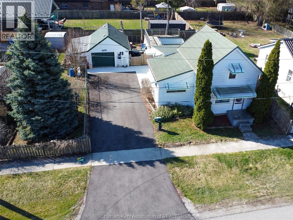 Single Family — 145 Jeanne Street, Wallaceburg, Ontario