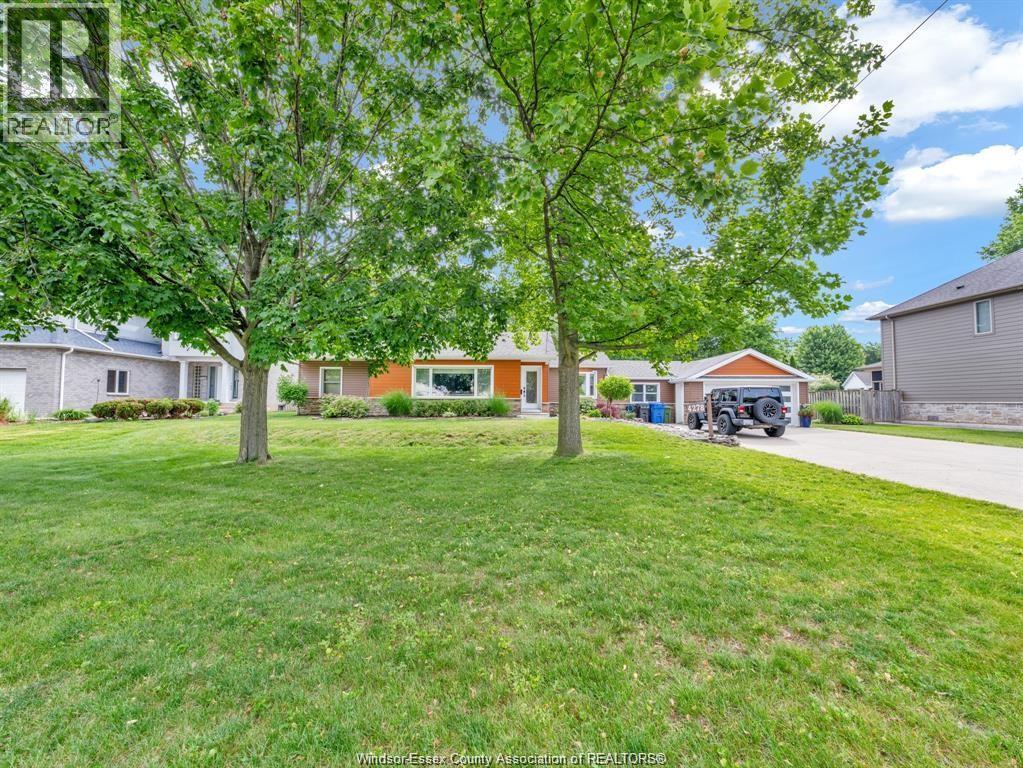 4278 Casgrain Drive, Windsor — photograph 2