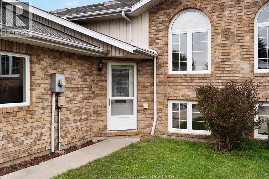 144 Bennie Ave, Leamington — photograph 2