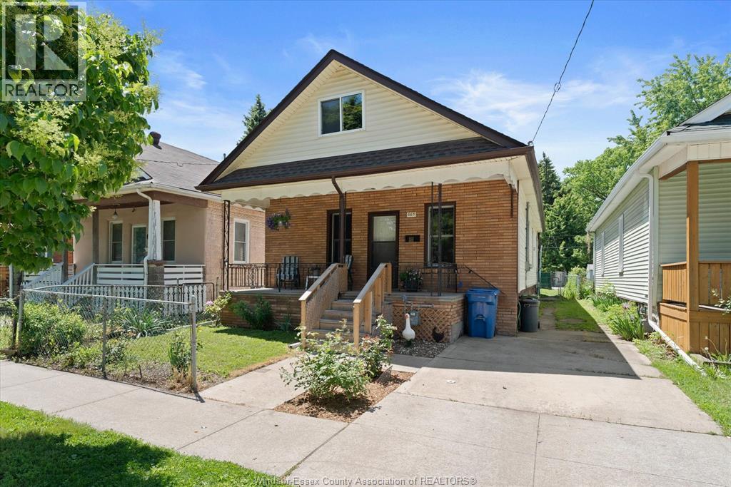 663 Brock Street, Windsor — photograph 3