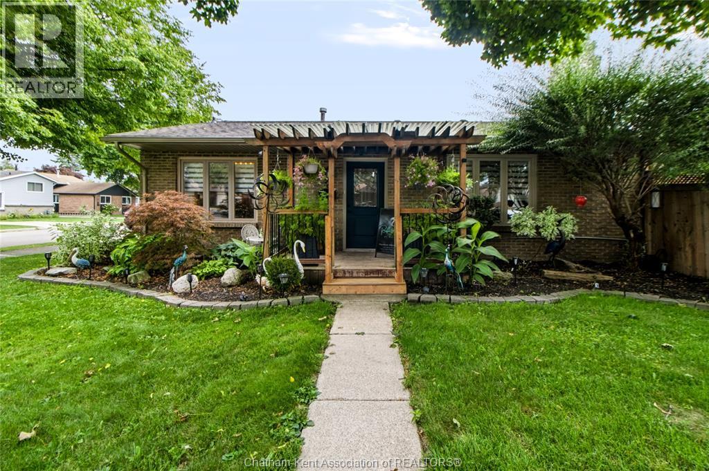 3-bedroom Single Family at 26 Earl Drive, Chatham — primary photograph