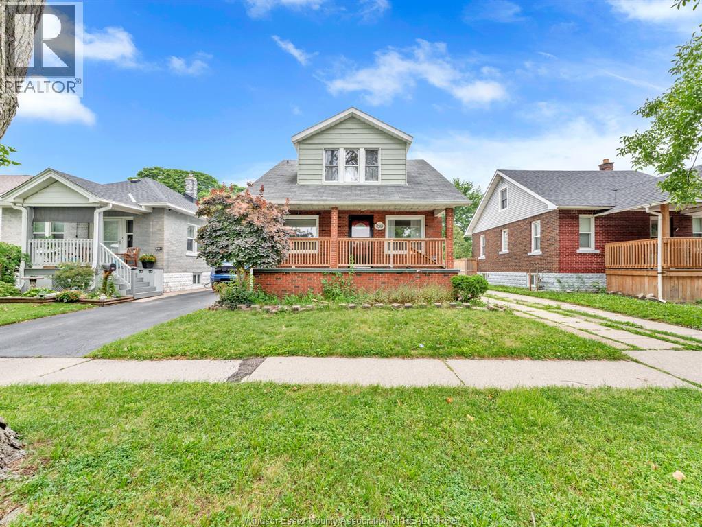 2318 Chandler, Windsor — photograph 3