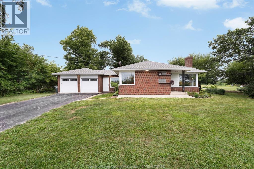 9280 Service Road, Maidstone — primary photograph