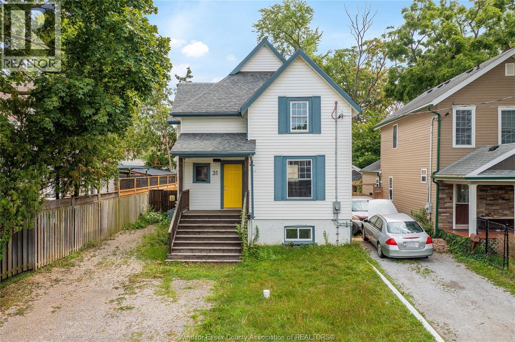31 Adelaide Street N., Chatham — primary photograph