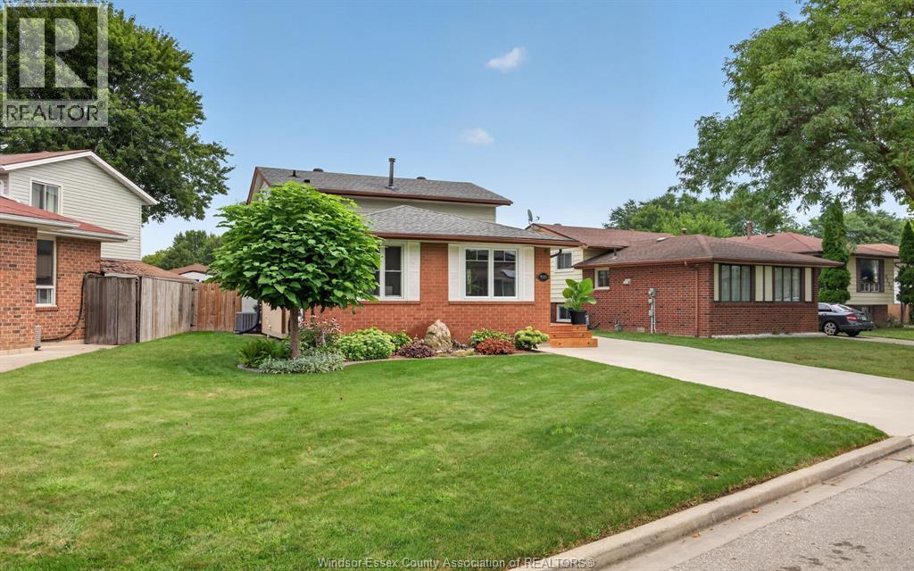 Single Family — 9535 Avery Lane, Windsor, Ontario