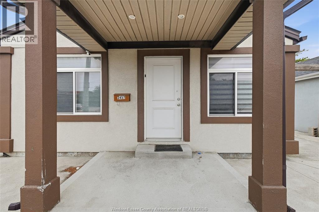 3457 Walker Road, Windsor — photograph 3