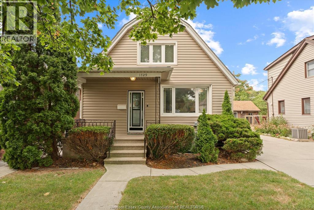 1729 Windermere, Windsor — primary photograph