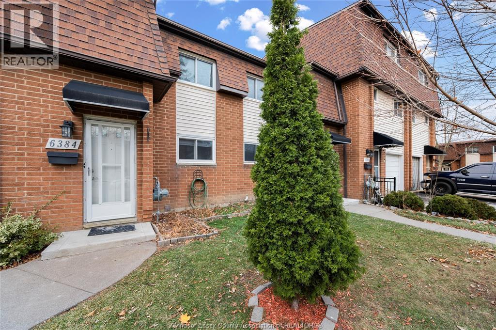 6384 Thornberry Crescent, Windsor — primary photograph