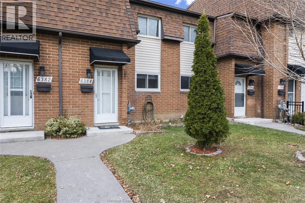 6384 Thornberry Crescent, Windsor — photograph 3