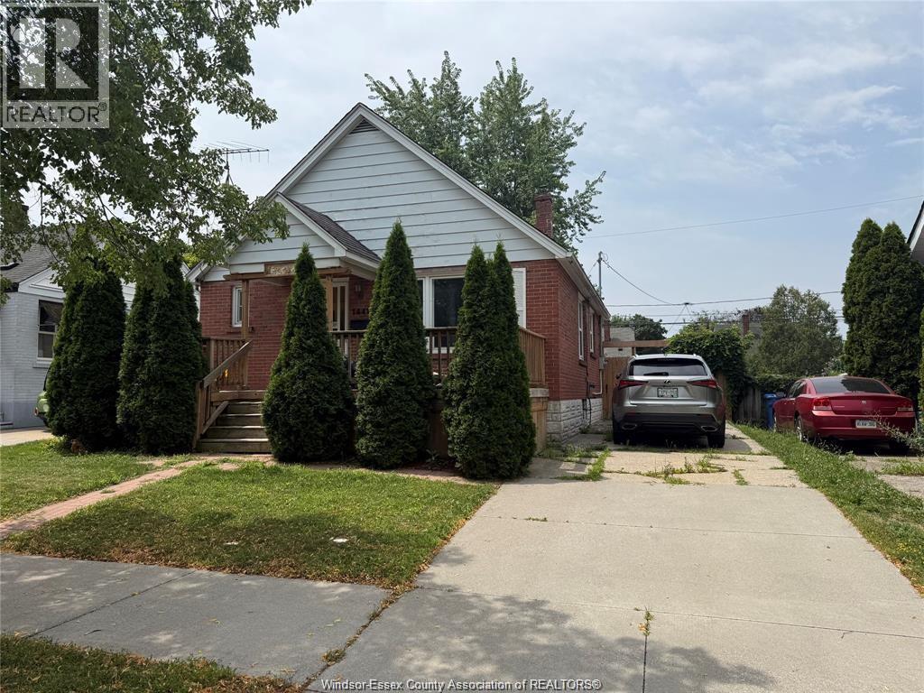 1441 Arthur Road, Windsor — photograph 2