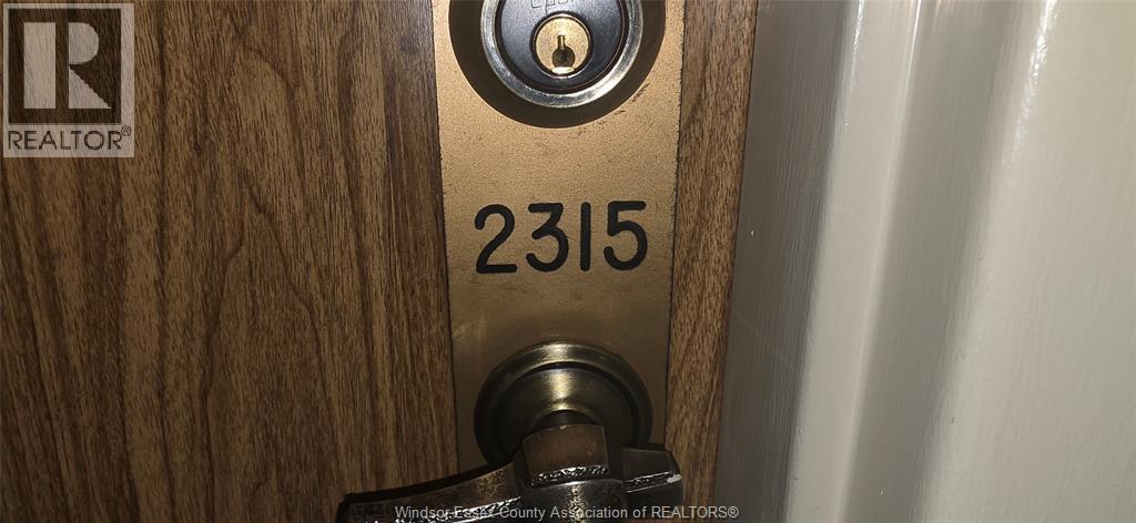 1-bedroom Single Family at 150 Park #2315, Windsor — photograph 3