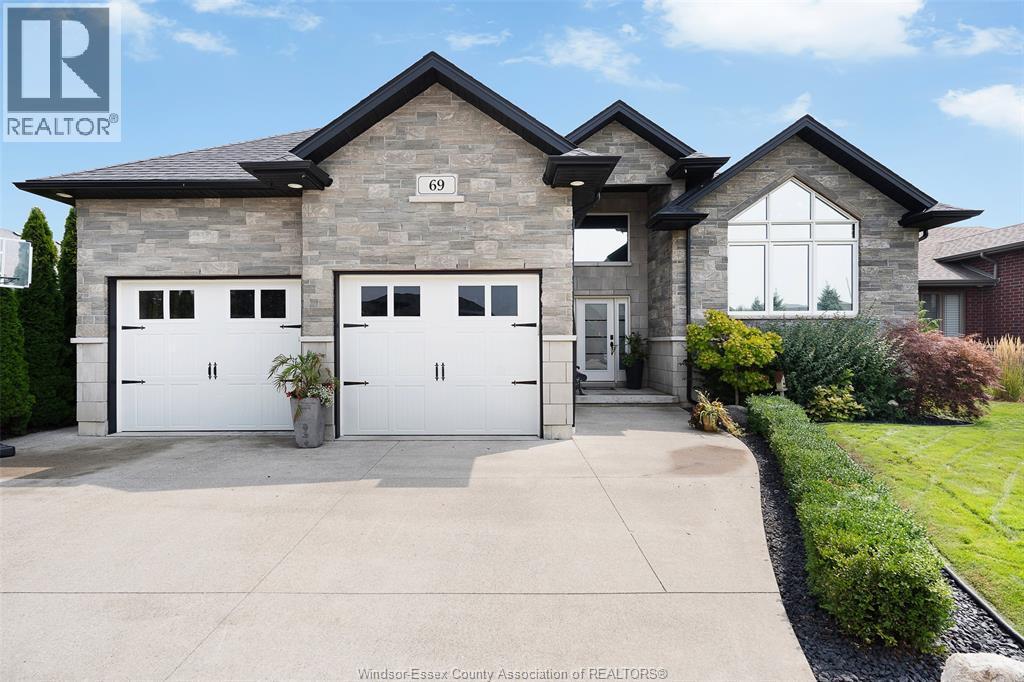 Single Family — 69 Conservation Boulevard, Kingsville, Ontario