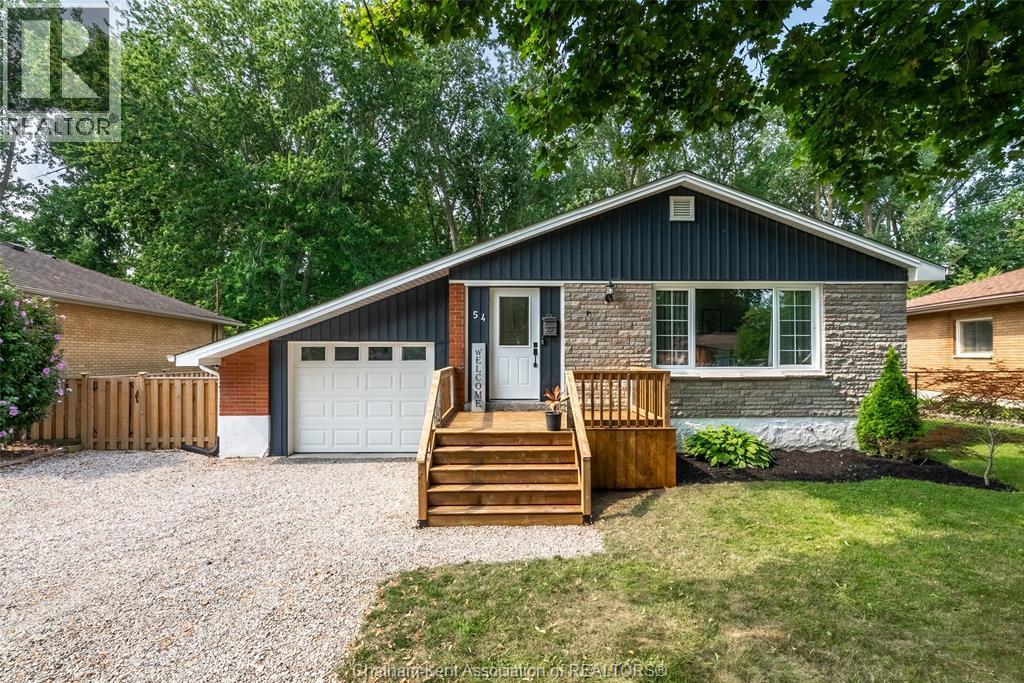 Single Family — 54 Woodland Avenue, Chatham, Ontario