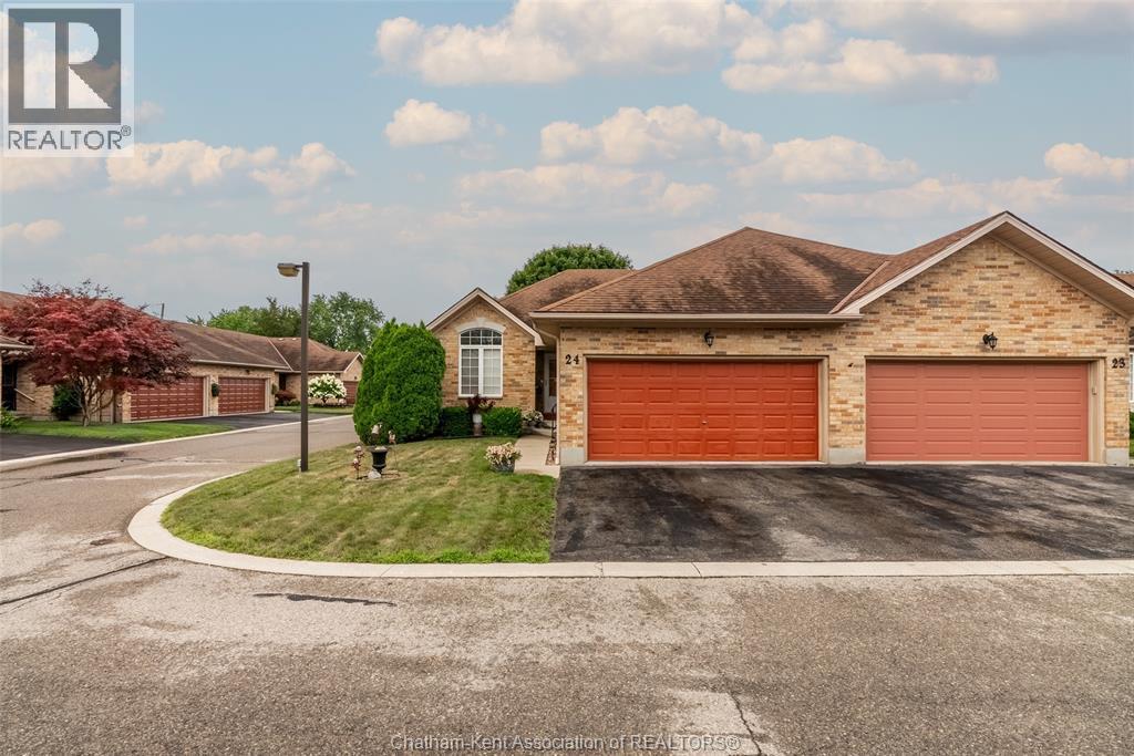 Single Family — 154 Semenyn Avenue, Chatham, Ontario