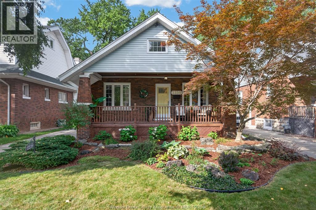 Single Family — 2259 Lincoln, Windsor, Ontario