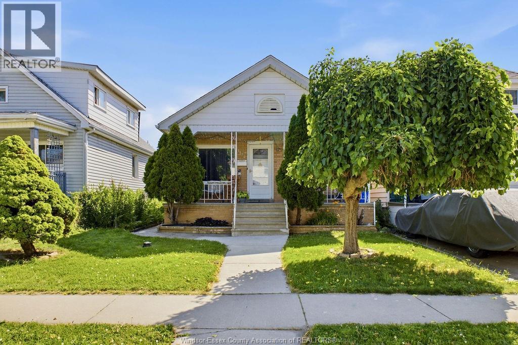 Single Family — 1172 Marion Avenue, Windsor, Ontario