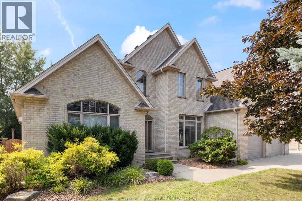 Single Family — 965 Wallace, Windsor, Ontario