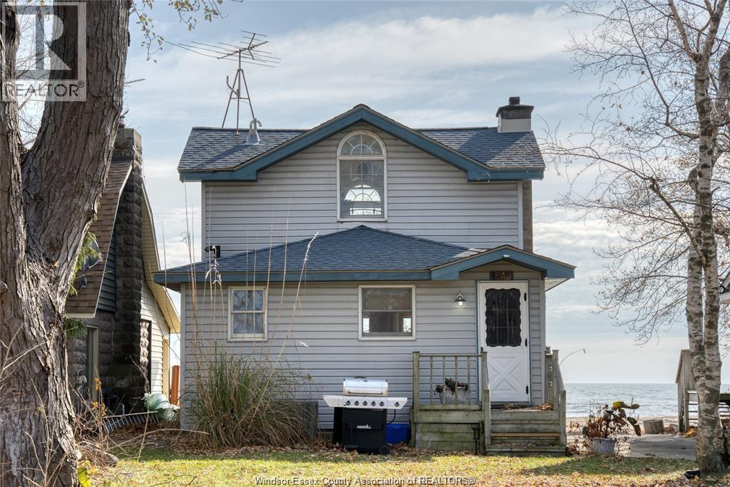 Single Family — 1049 Heritage, Kingsville, Ontario