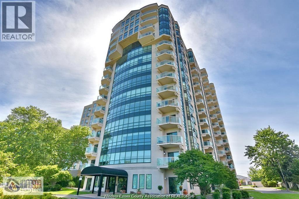 Single Family — 4789 Riverside Drive, Windsor, Ontario