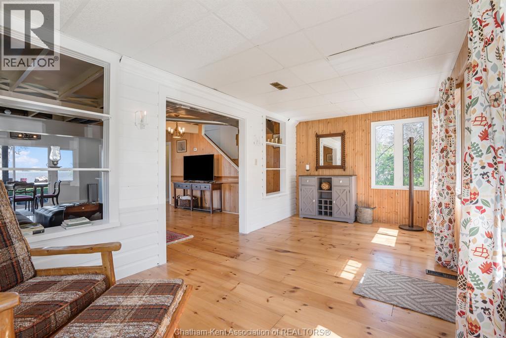 2-bedroom Single Family at 17998 Rondeau Road, Rondeau Park — photograph 2