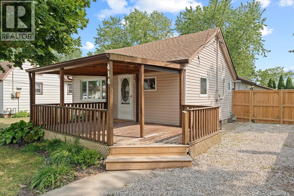 2-bedroom Single Family at 414 St Louis, Belle River — photograph 2